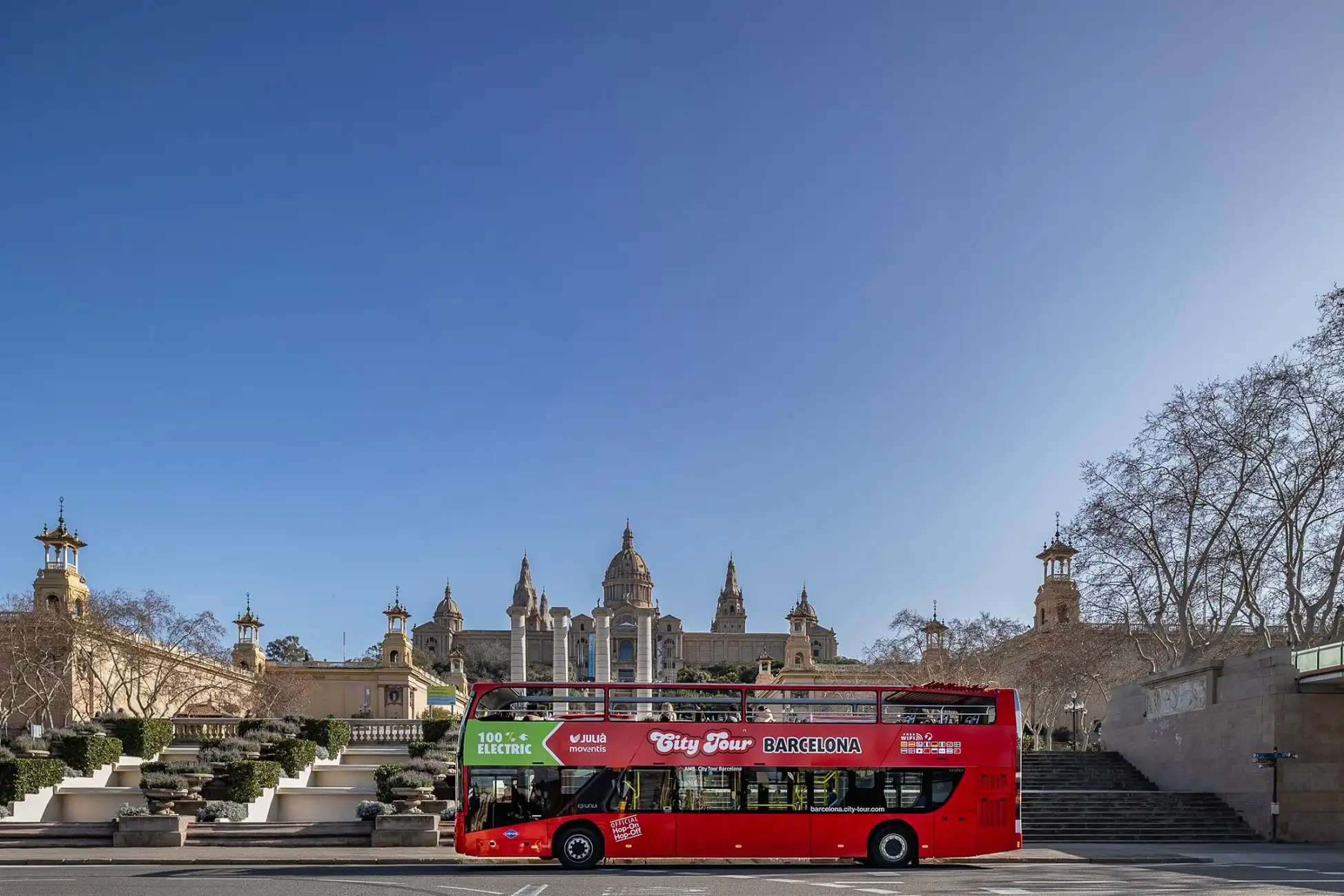 Barcelona: 24 or 48-Hour Hop-On Hop-Off Bus Tour